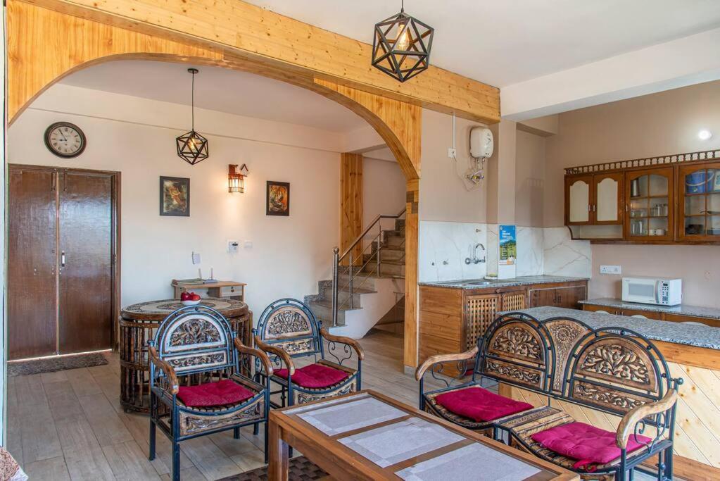 Fairview Wayside Villa Kasauli Eksteriør billede