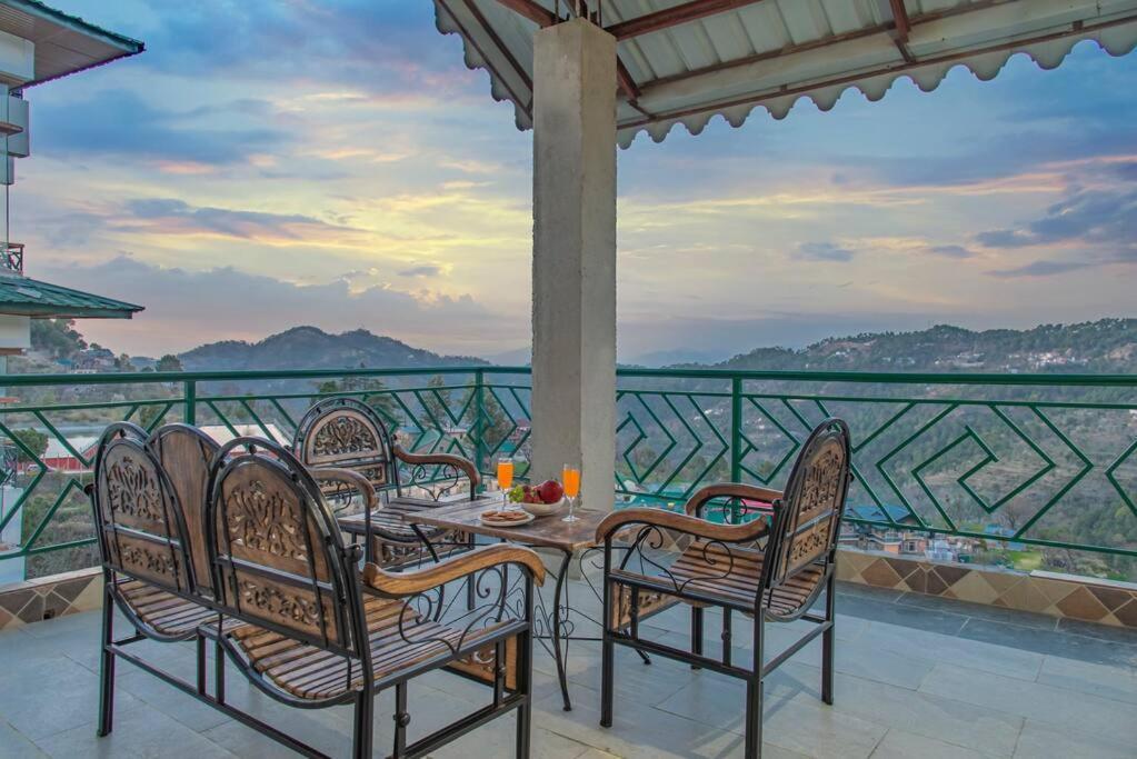 Fairview Wayside Villa Kasauli Eksteriør billede